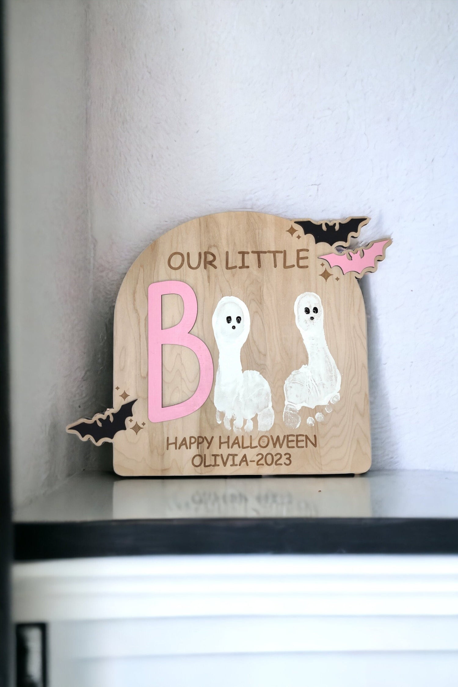 DIY Halloween Footprint Sign